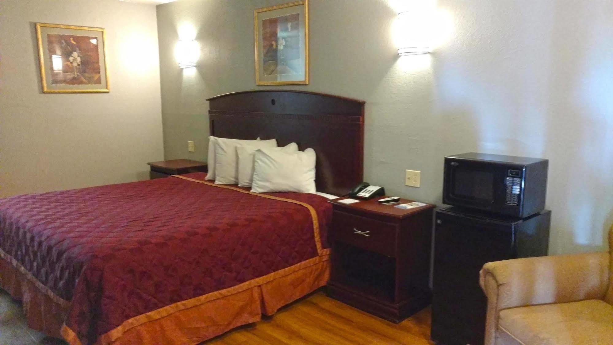 Americas Best Value Inn Mckinney Ngoại thất bức ảnh